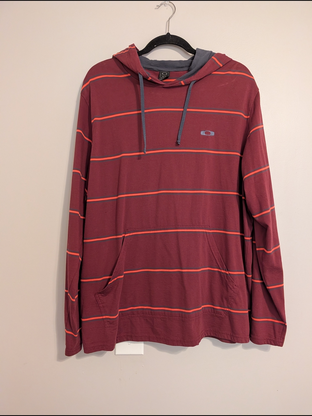Oakley Men's Maroon Stripe Hooded Long-Sleeve Shirt - Size XL